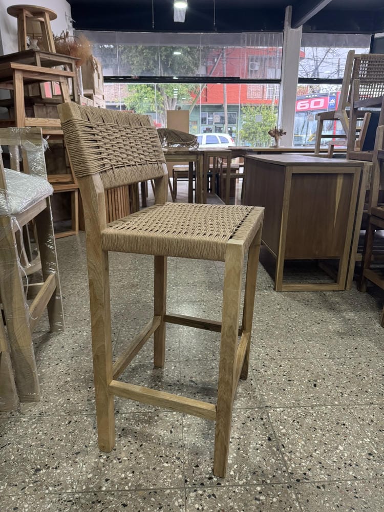 Banqueta Tejida con Respaldo Tejido Petiribi - Imagen 4