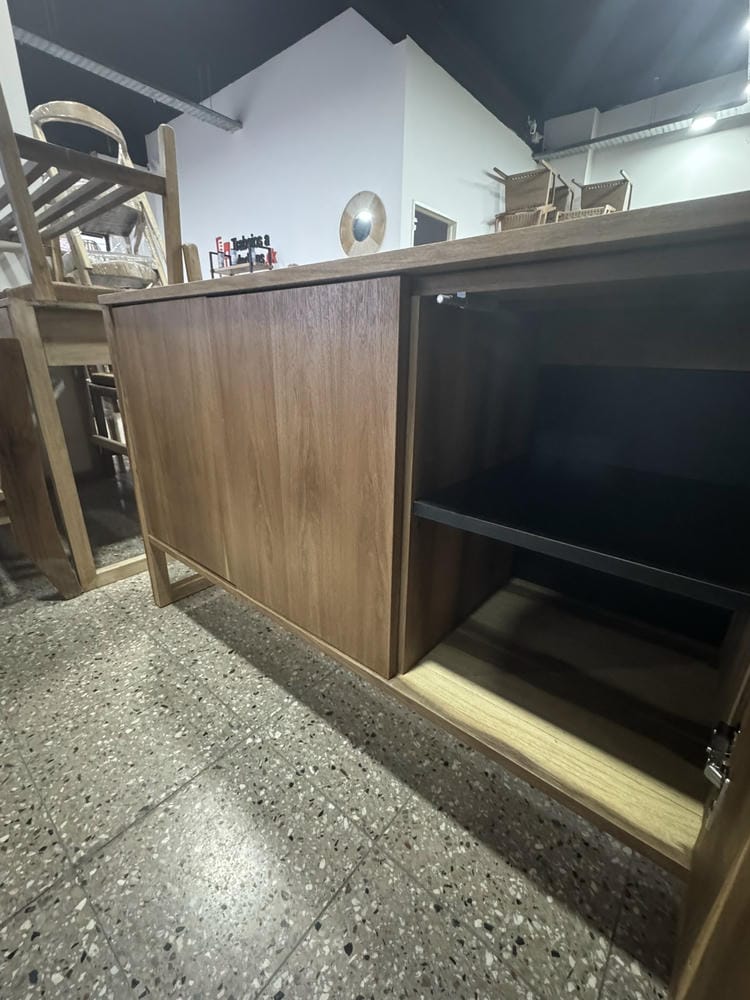 Comoda 3 puertas Enchapado en Petiribi 130cm - Imagen 4
