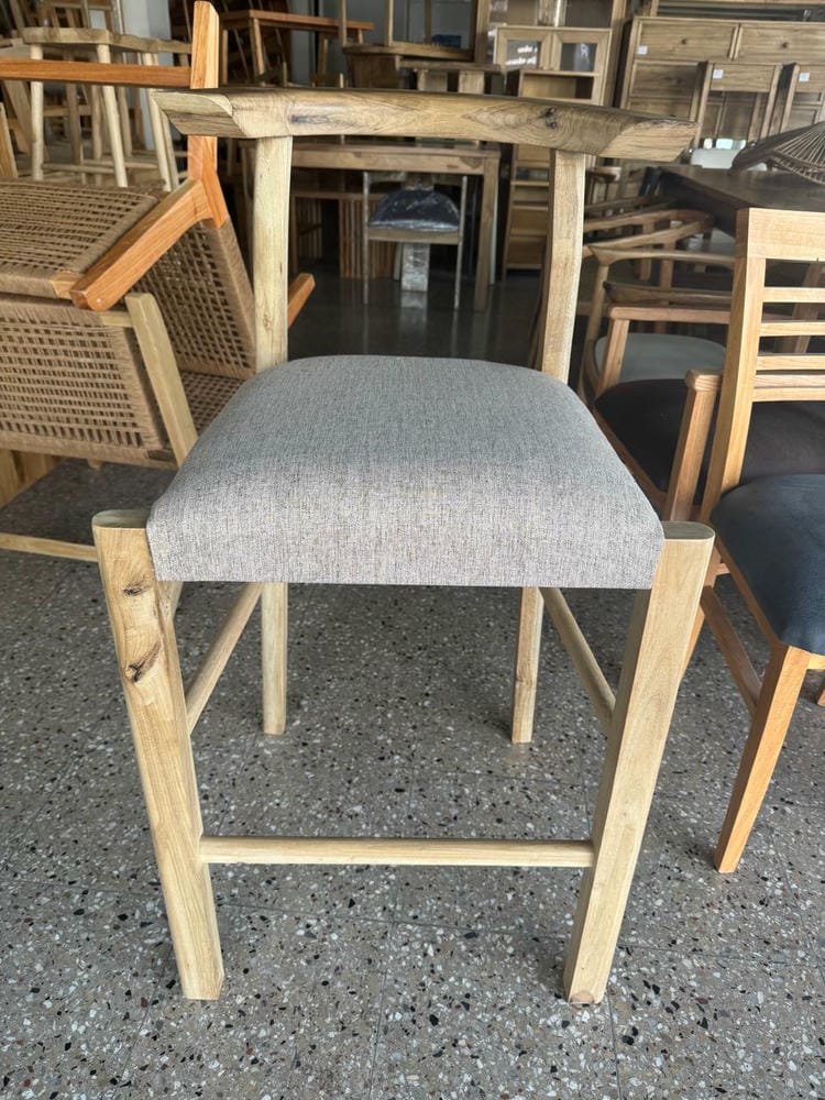 Banqueta asta tejida petiribi tapizada - Imagen 3