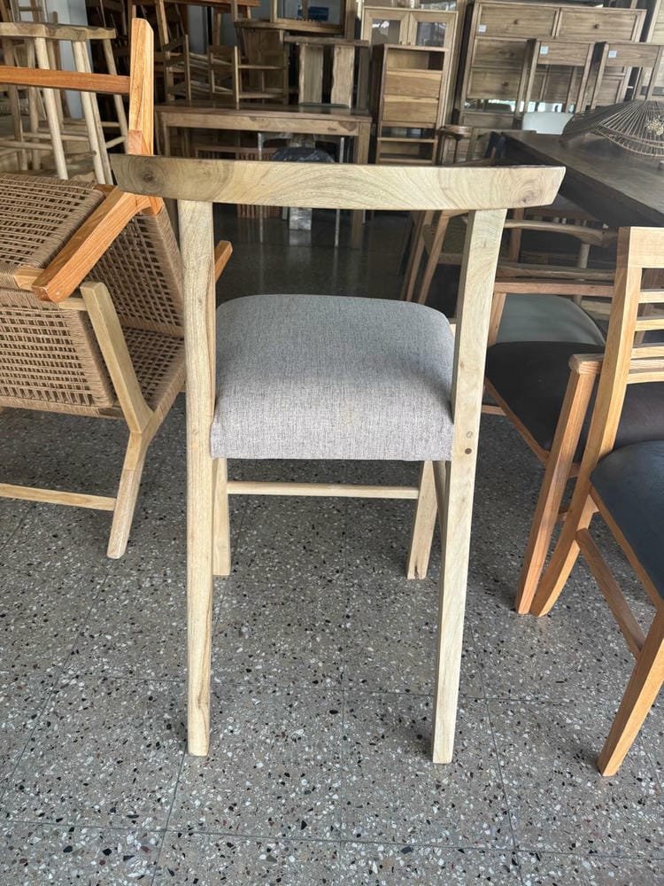 Banqueta asta tejida petiribi tapizada - Imagen 2